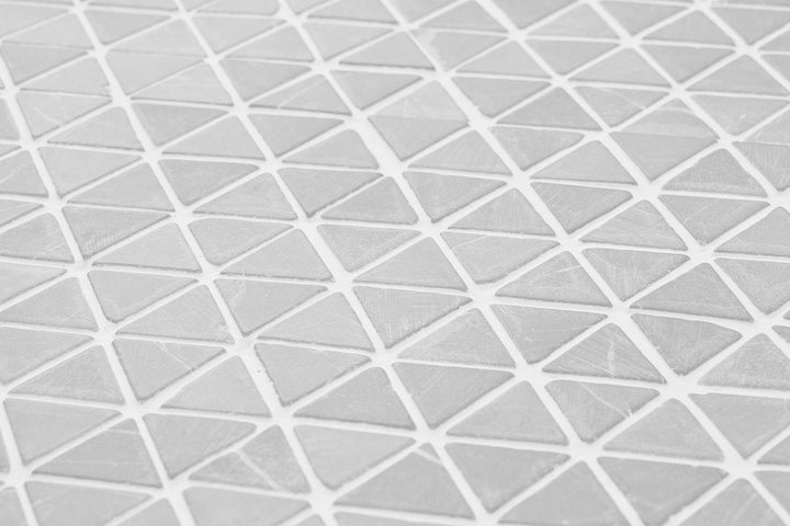 Naturstensmosaik Triangle Mini Ljusgrå 28x28x28 MM - KakelExpress