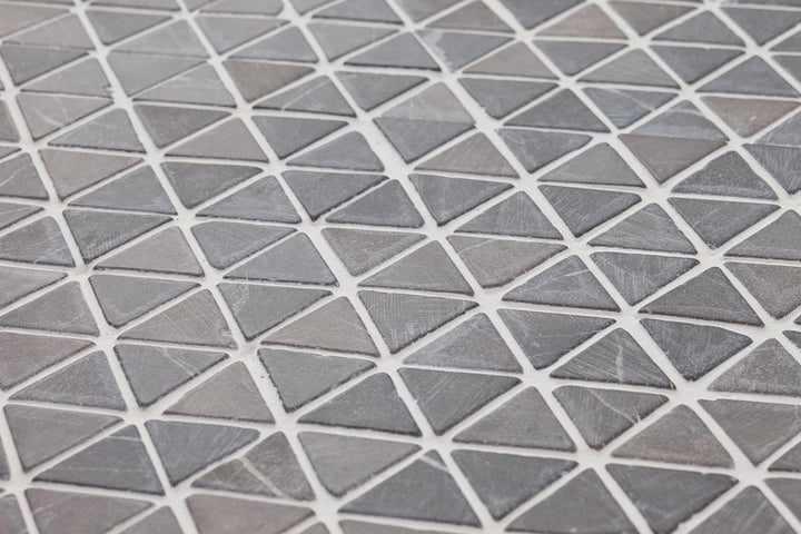 Naturstensmosaik Triangle Mini Grå 28x28x28 MM - KakelExpress