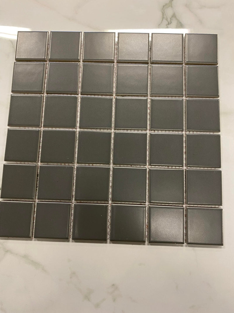 Paketpris 20 kvm Rom Dark Grey Matt 5x5 CM Mosaik