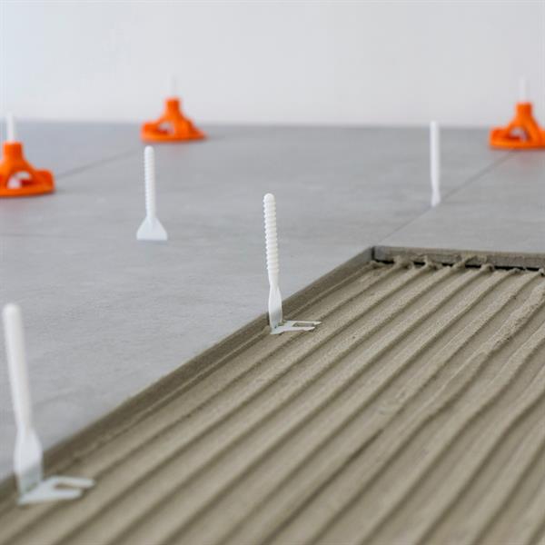 Nivåskruv Spin Level 1 mm / 1000 st/frp - TEBO - KakelExpress